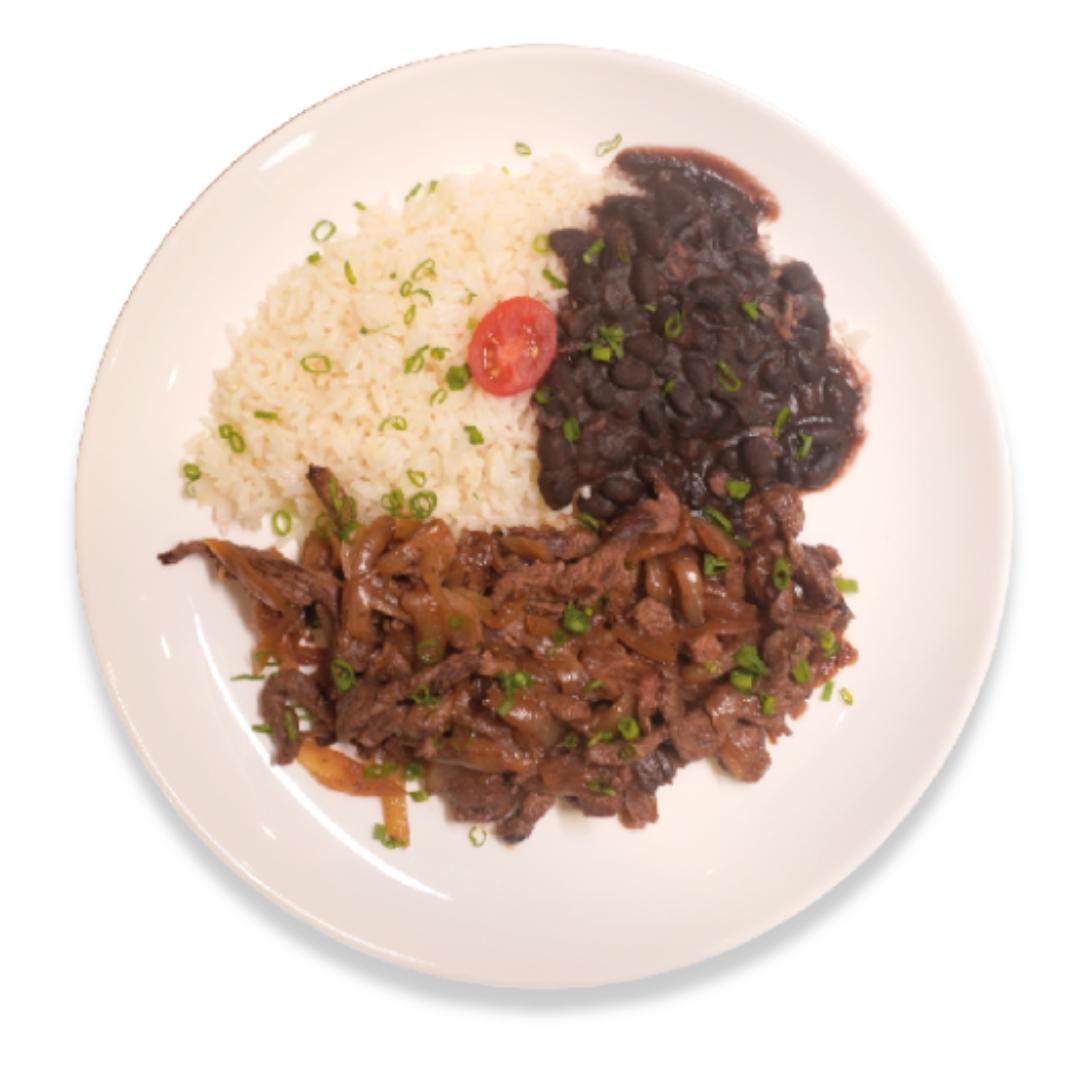 Bife en Tiras de Carne con Cebolla Caramelizada: imagen 1